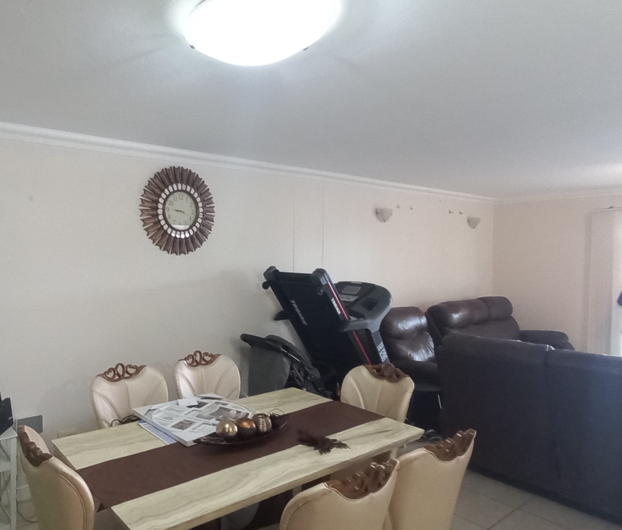 4 Bedroom Property for Sale in Morningside KwaZulu-Natal