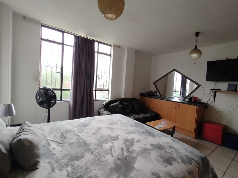 1 Bedroom Property for Sale in Bluff KwaZulu-Natal
