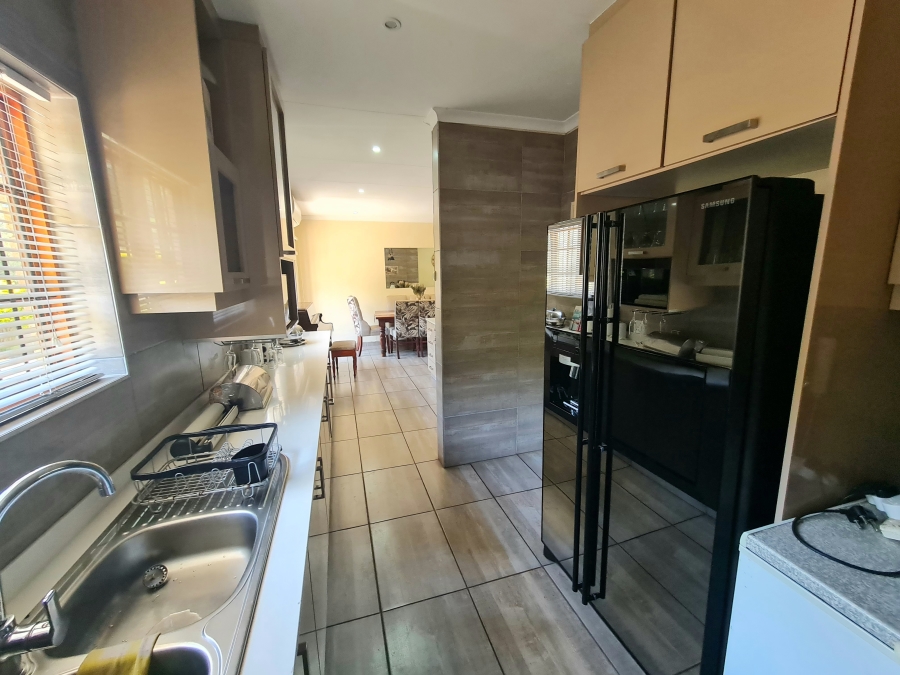 3 Bedroom Property for Sale in Chase Valley KwaZulu-Natal