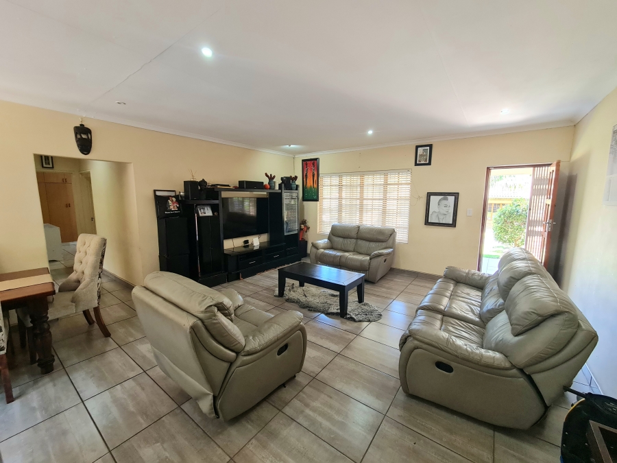 3 Bedroom Property for Sale in Chase Valley KwaZulu-Natal