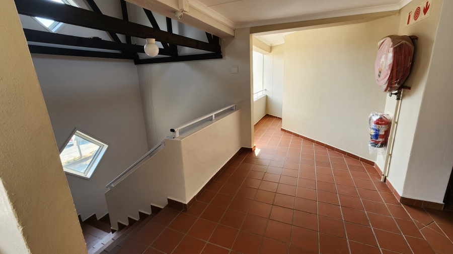 2 Bedroom Property for Sale in Uvongo KwaZulu-Natal