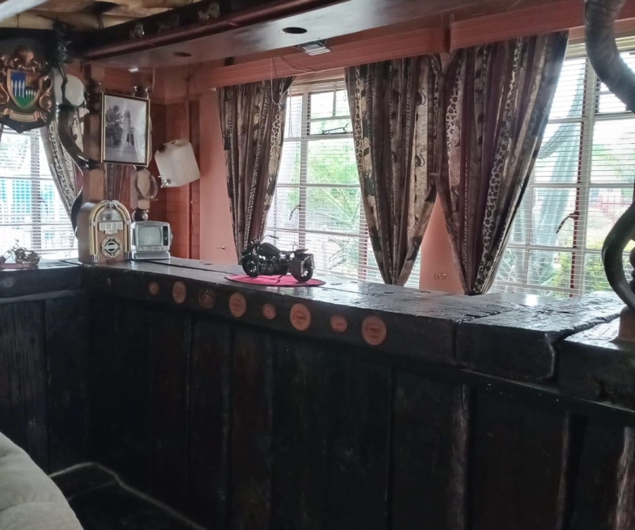 2 Bedroom Property for Sale in Hospitaalpark KwaZulu-Natal
