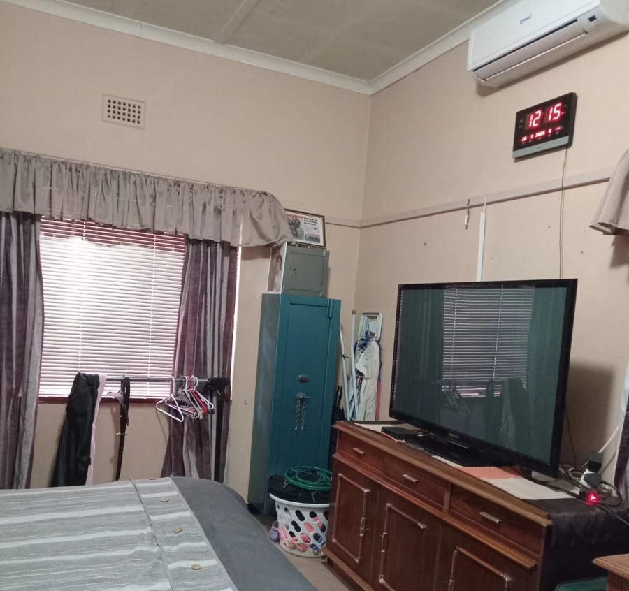2 Bedroom Property for Sale in Hospitaalpark KwaZulu-Natal