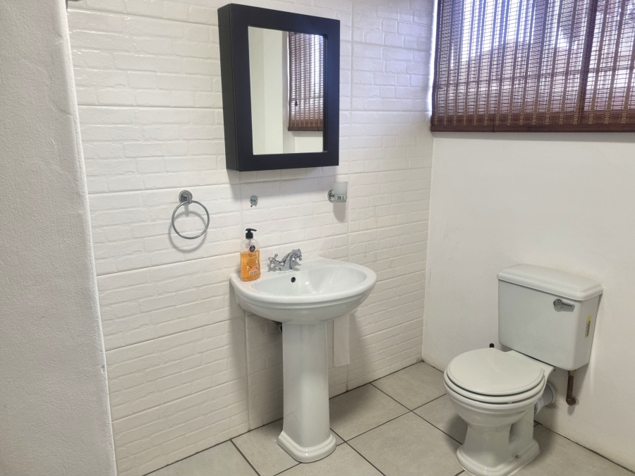1 Bedroom Property for Sale in Durban North KwaZulu-Natal