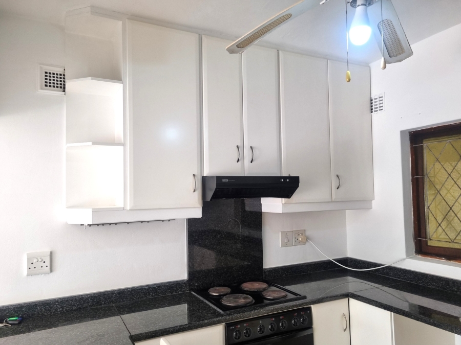 To Let 2 Bedroom Property for Rent in Umhlanga KwaZulu-Natal
