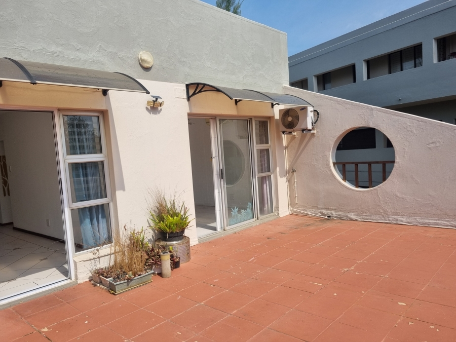 To Let 2 Bedroom Property for Rent in Umhlanga KwaZulu-Natal