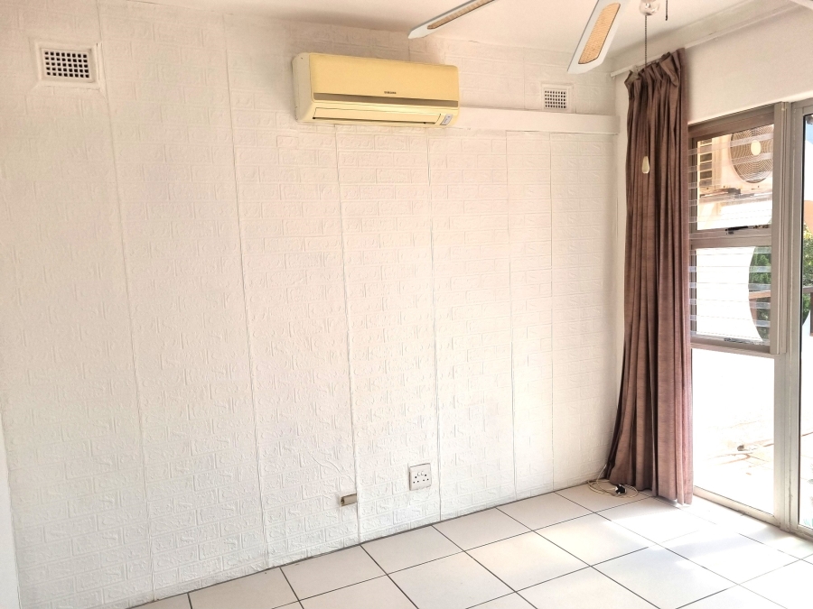 To Let 2 Bedroom Property for Rent in Umhlanga KwaZulu-Natal