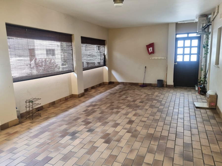 To Let 2 Bedroom Property for Rent in Umhlanga KwaZulu-Natal