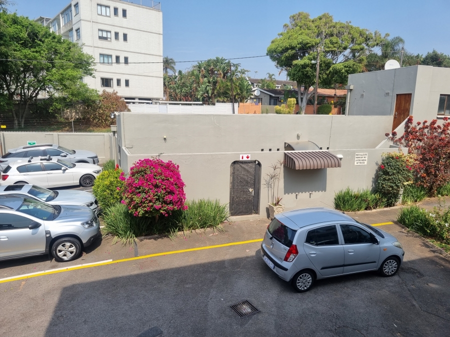 To Let 2 Bedroom Property for Rent in Umhlanga KwaZulu-Natal