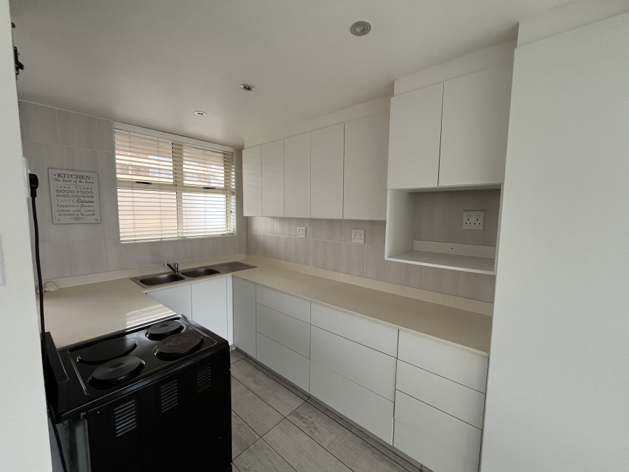 2 Bedroom Property for Sale in Amanzimtoti KwaZulu-Natal