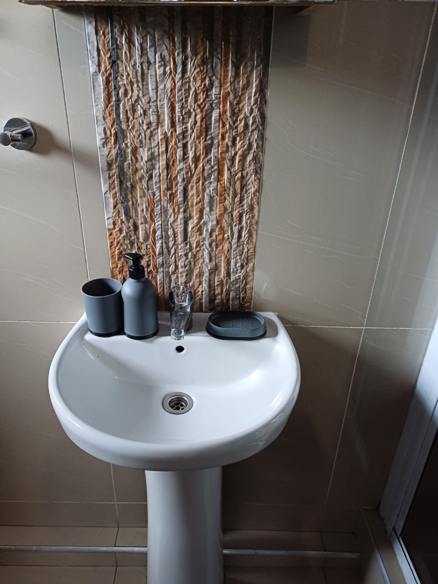 To Let 1 Bedroom Property for Rent in Memorial Park KwaZulu-Natal