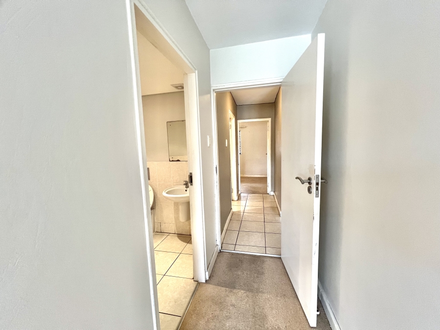 2 Bedroom Property for Sale in Morningside KwaZulu-Natal