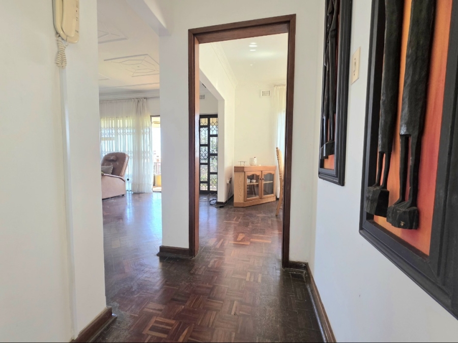 4 Bedroom Property for Sale in Amanzimtoti KwaZulu-Natal