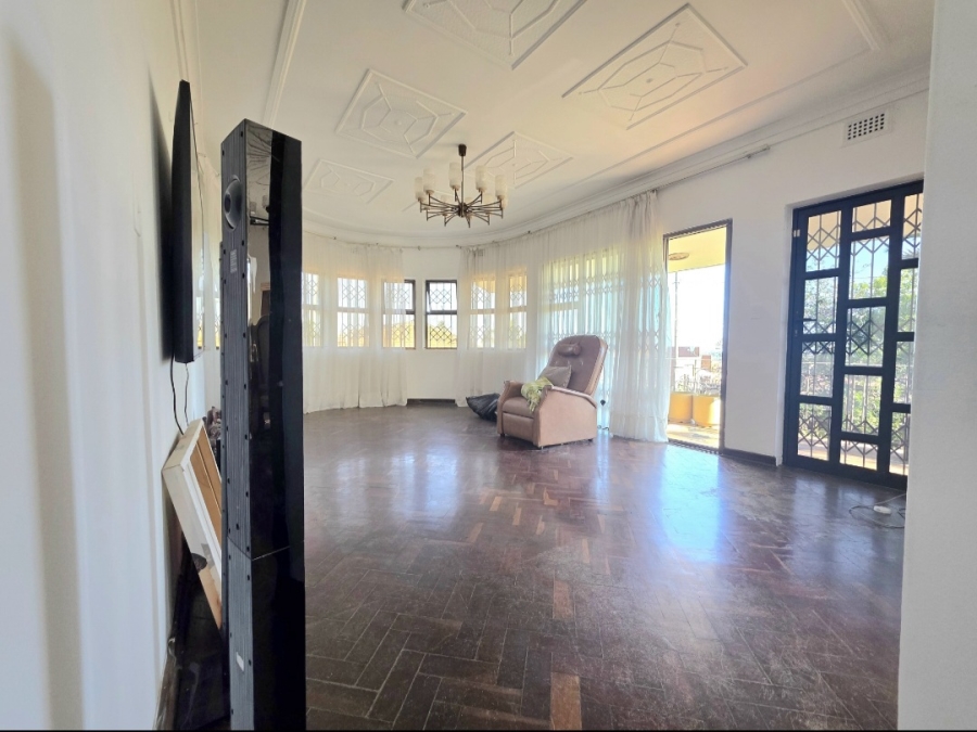 4 Bedroom Property for Sale in Amanzimtoti KwaZulu-Natal