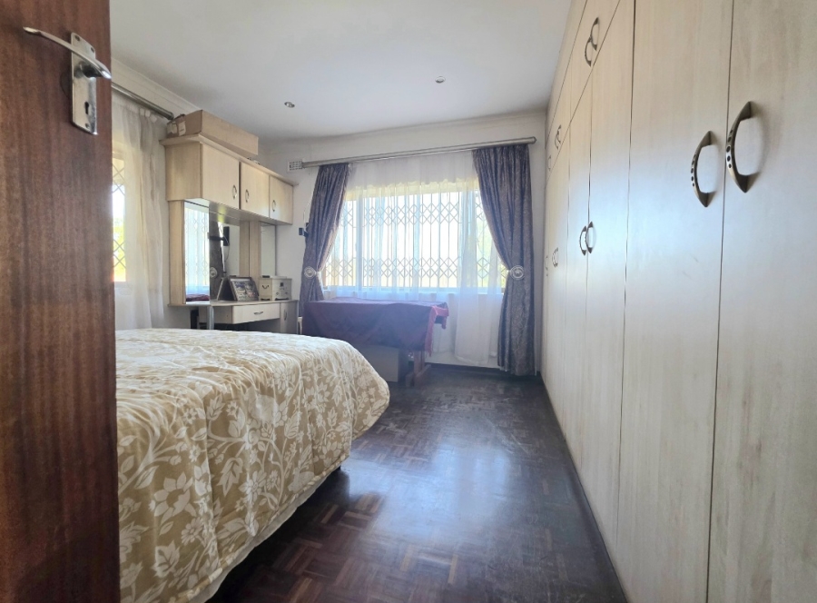 4 Bedroom Property for Sale in Amanzimtoti KwaZulu-Natal