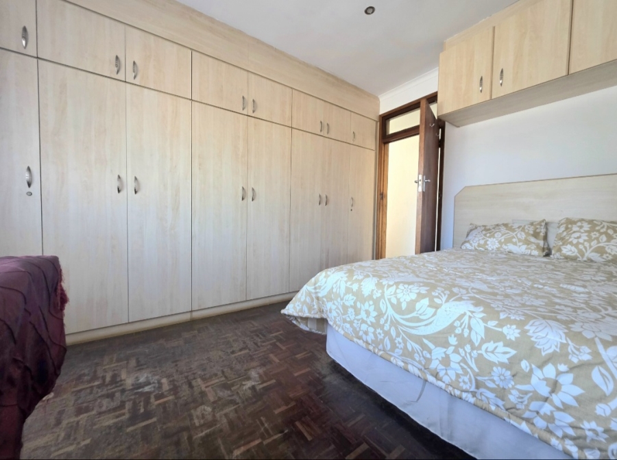 4 Bedroom Property for Sale in Amanzimtoti KwaZulu-Natal