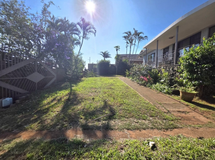 4 Bedroom Property for Sale in Amanzimtoti KwaZulu-Natal