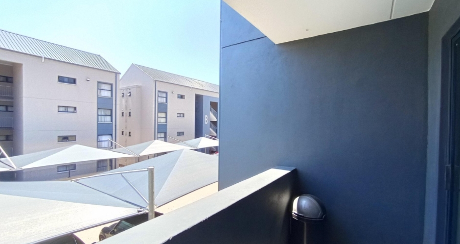 2 Bedroom Property for Sale in Umbogintwini KwaZulu-Natal