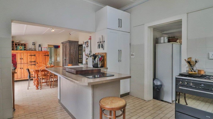 6 Bedroom Property for Sale in Epworth KwaZulu-Natal