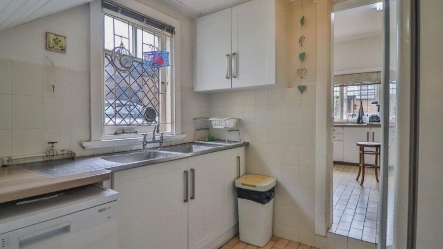 6 Bedroom Property for Sale in Epworth KwaZulu-Natal