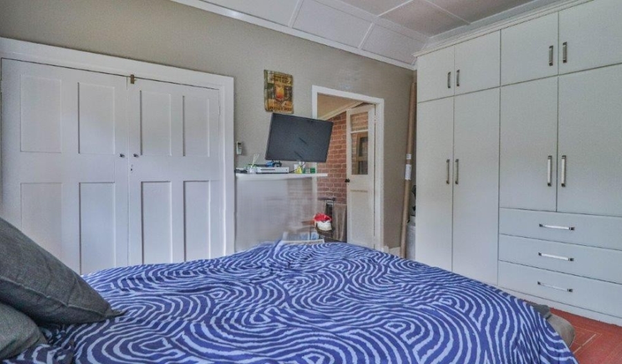 6 Bedroom Property for Sale in Epworth KwaZulu-Natal
