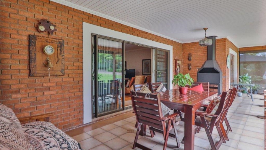 6 Bedroom Property for Sale in Epworth KwaZulu-Natal