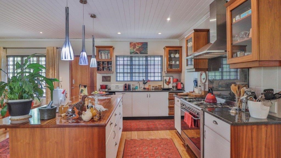 6 Bedroom Property for Sale in Epworth KwaZulu-Natal