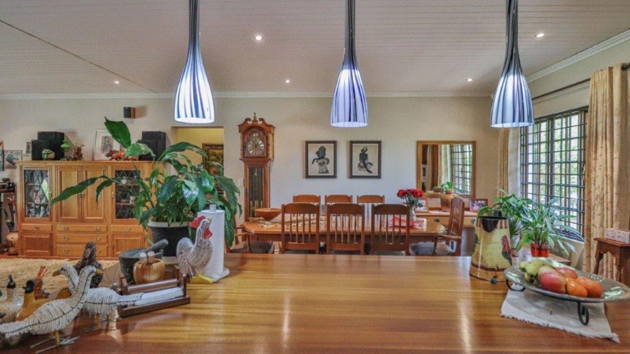 6 Bedroom Property for Sale in Epworth KwaZulu-Natal