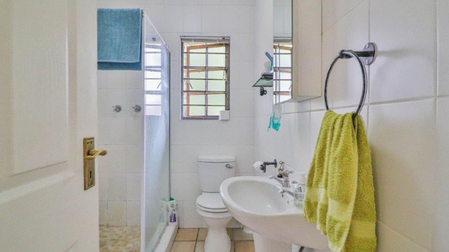 6 Bedroom Property for Sale in Epworth KwaZulu-Natal