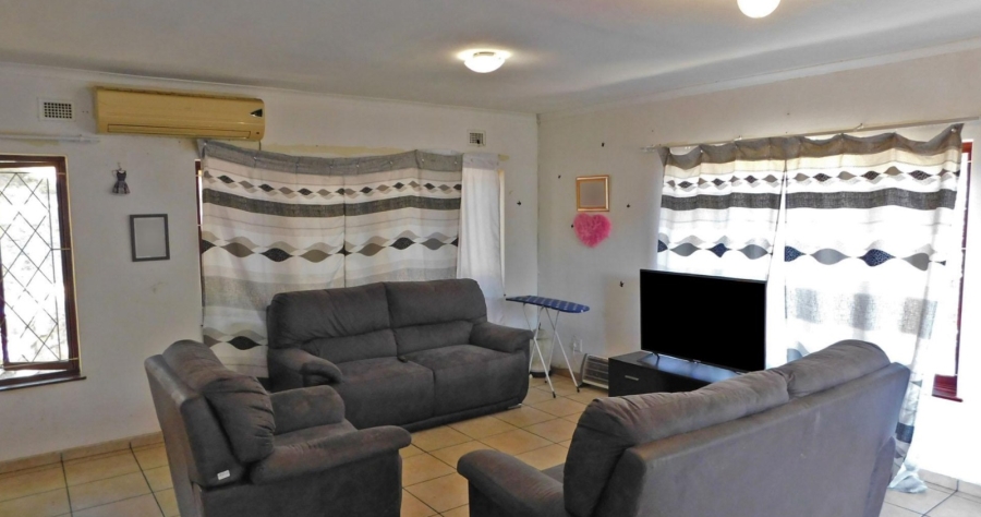 3 Bedroom Property for Sale in Illovo Glen KwaZulu-Natal