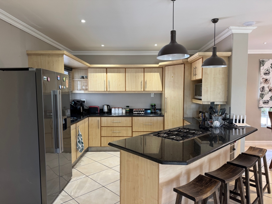 To Let 4 Bedroom Property for Rent in Hilton Central KwaZulu-Natal