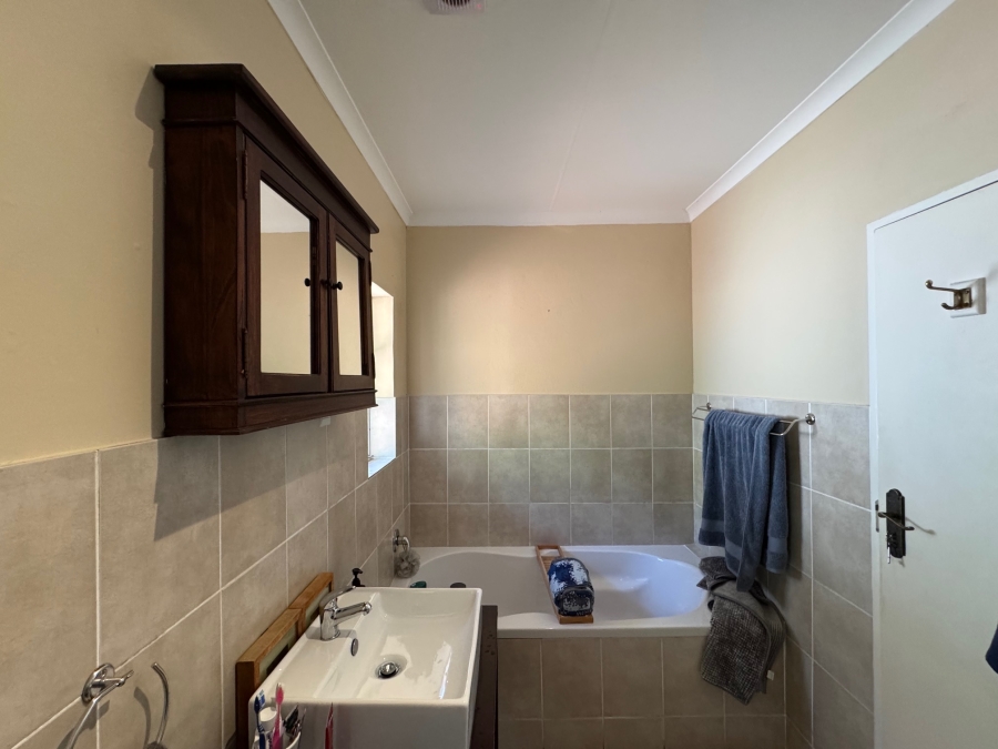 To Let 4 Bedroom Property for Rent in Hilton Central KwaZulu-Natal