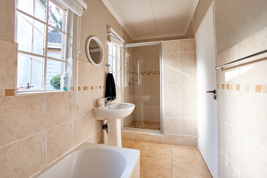 To Let 4 Bedroom Property for Rent in Hilton Central KwaZulu-Natal