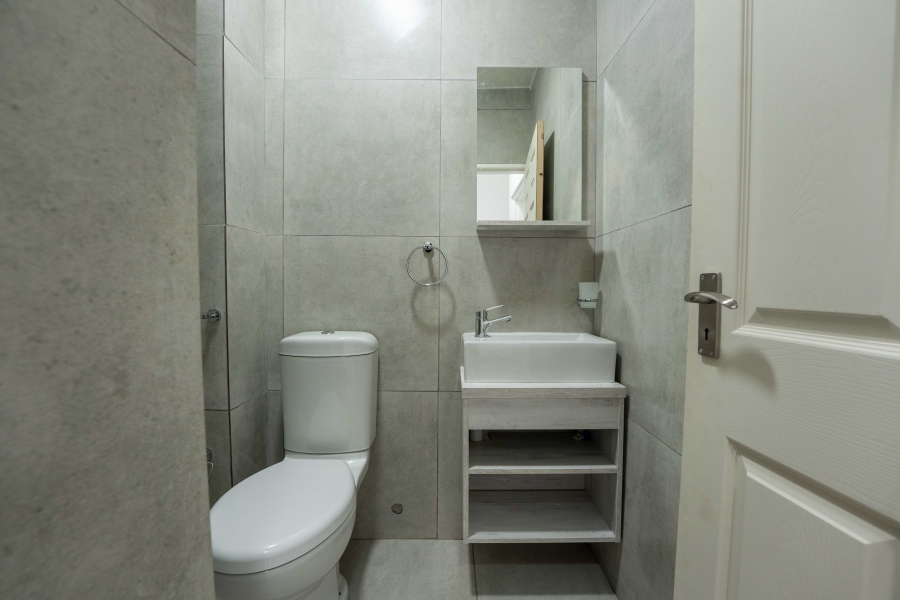 1 Bedroom Property for Sale in Athlone Park KwaZulu-Natal