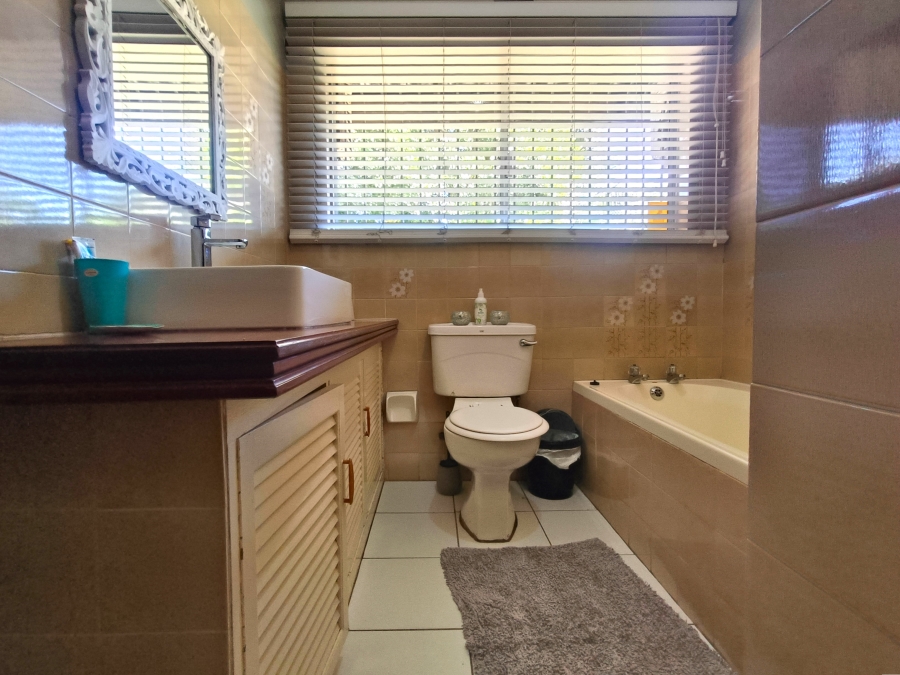 4 Bedroom Property for Sale in Meer En See KwaZulu-Natal