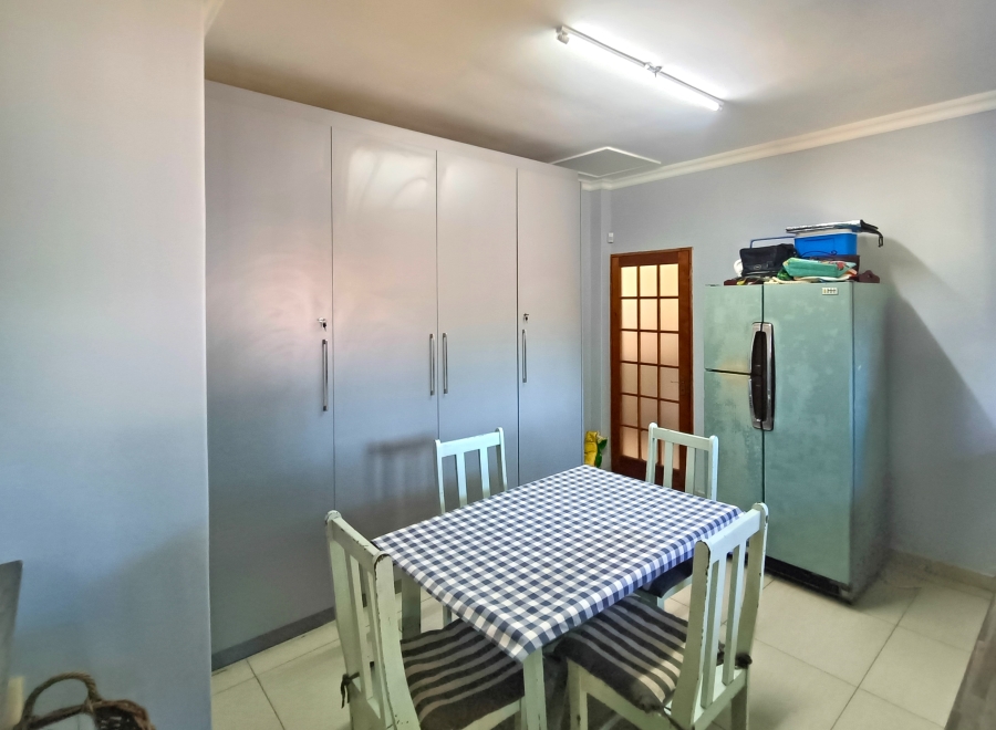4 Bedroom Property for Sale in Meer En See KwaZulu-Natal
