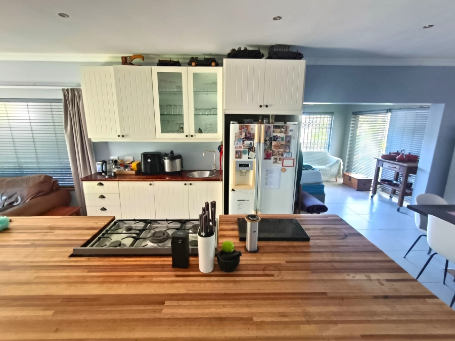 4 Bedroom Property for Sale in Meer En See KwaZulu-Natal