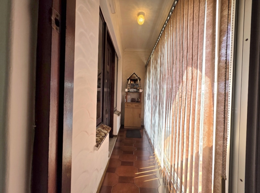 5 Bedroom Property for Sale in Isipingo Beach KwaZulu-Natal