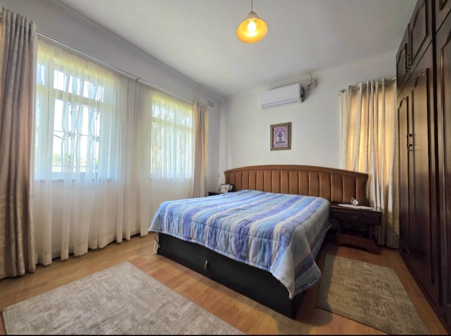 5 Bedroom Property for Sale in Isipingo Beach KwaZulu-Natal