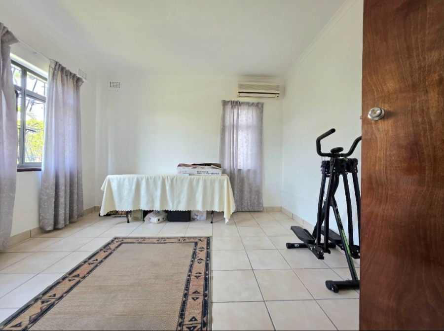 5 Bedroom Property for Sale in Isipingo Beach KwaZulu-Natal