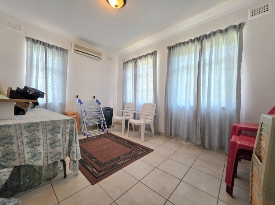 5 Bedroom Property for Sale in Isipingo Beach KwaZulu-Natal