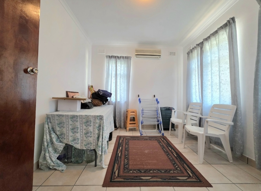 5 Bedroom Property for Sale in Isipingo Beach KwaZulu-Natal
