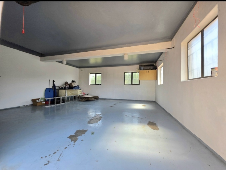 5 Bedroom Property for Sale in Isipingo Beach KwaZulu-Natal