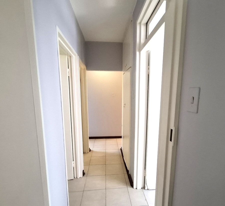 To Let 2 Bedroom Property for Rent in Windermere KwaZulu-Natal