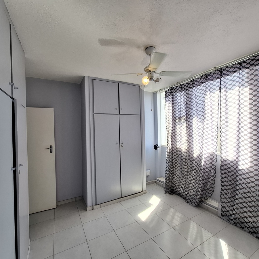 To Let 2 Bedroom Property for Rent in Windermere KwaZulu-Natal