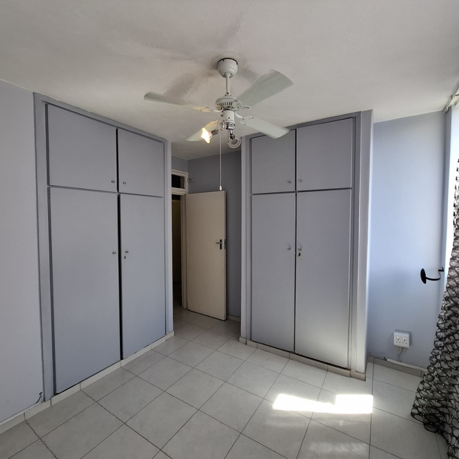 To Let 2 Bedroom Property for Rent in Windermere KwaZulu-Natal