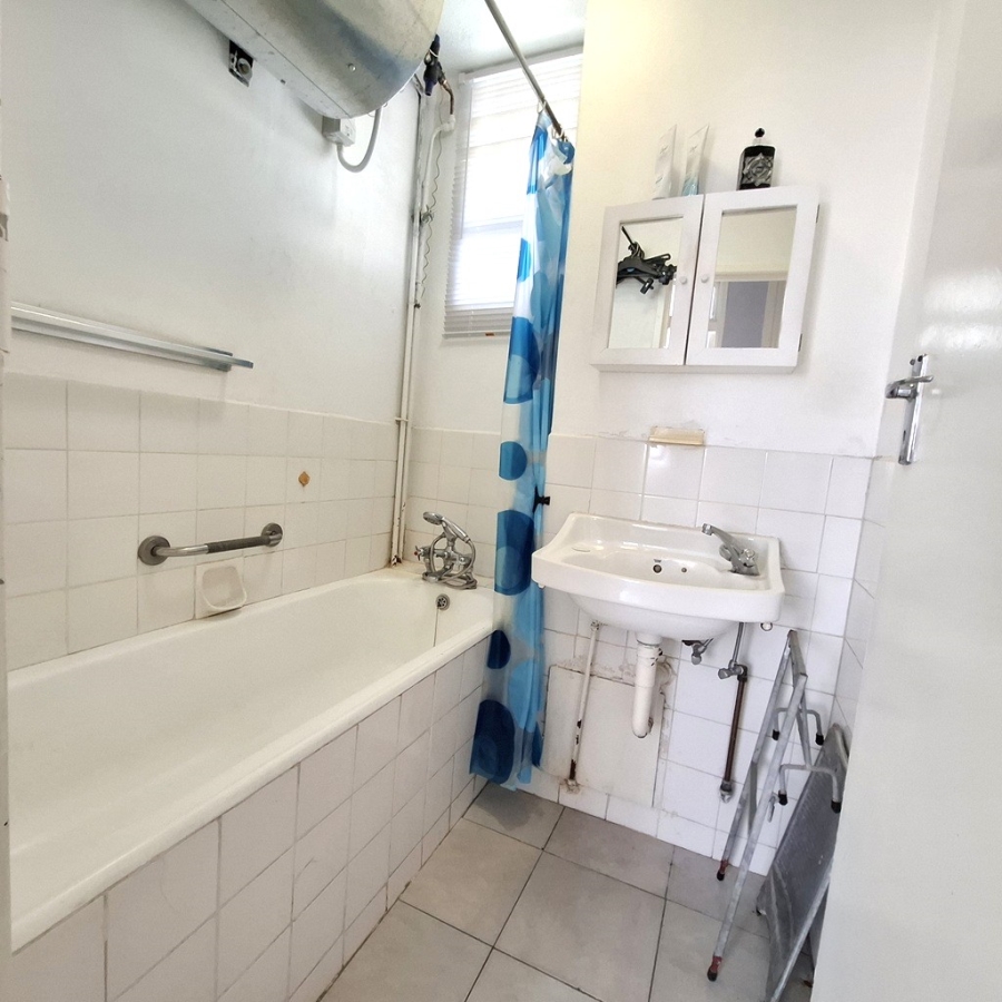 To Let 2 Bedroom Property for Rent in Windermere KwaZulu-Natal