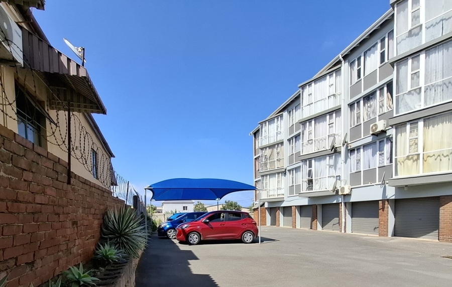 To Let 2 Bedroom Property for Rent in Windermere KwaZulu-Natal