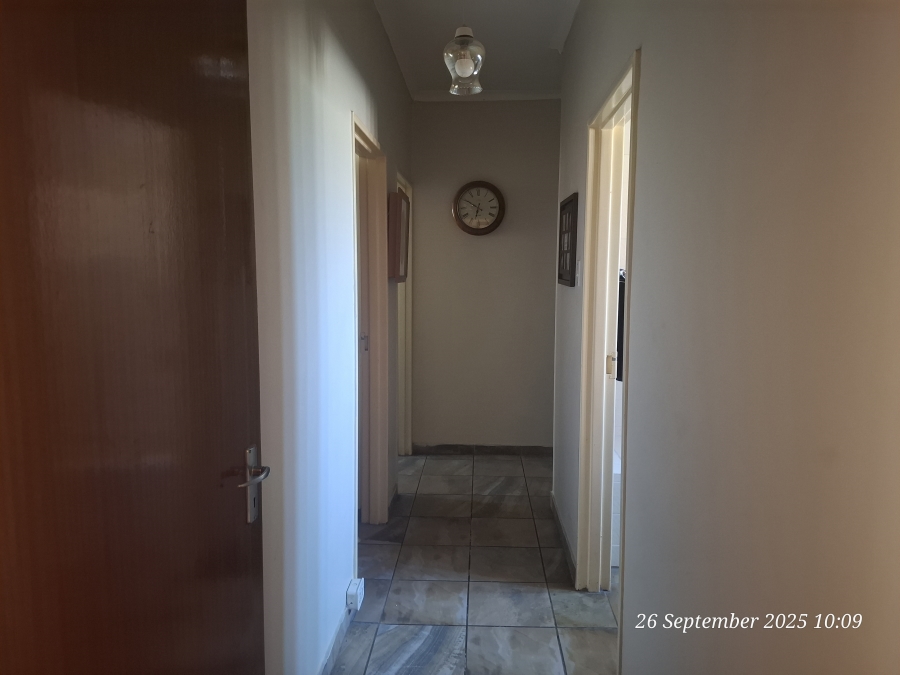 3 Bedroom Property for Sale in Huttenheights KwaZulu-Natal