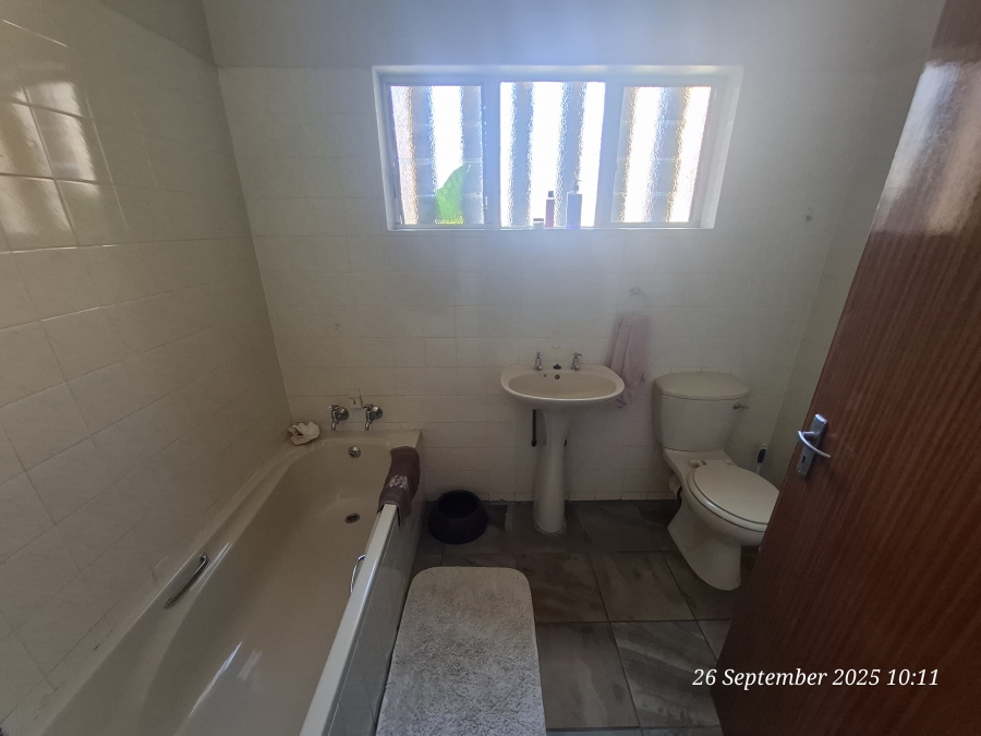 3 Bedroom Property for Sale in Huttenheights KwaZulu-Natal